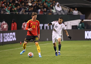 Απίθανο γκολ που θύμισε Μέσι και Μαραντόνα του Μίκα Γκοντς στην Ολλανδία (vid)