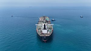 Αδιέξοδο στις επαφές ΗΠΑ–Ιράν, «κλειδωμένα» τα Στενά του Ορμούζ παρά την εκεχειρία