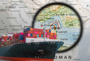 Ανάσα και νέα απειλή: Το Ιράν ανοίγει τα Στενά του Ορμούζ αλλά κρατά το «όπλο» του αποκλεισμού