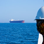 Το Ιράν έκλεισε ξανά τα Στενά του Ορμούζ