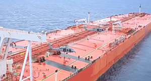 ΗΠΑ: Έτοιμοι να πλήξουμε ιρανικά δίκτυα παντού – Νέα επιχείρηση κατάληψης τάνκερ από Αμερικανούς κομάντο