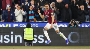 Premier League: Ανάσα για τη Γουεστ Χαμ, 4-0 τη Γουλβς με δις σκόρερ τον Μαυροπάνο