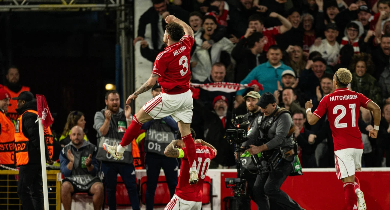 Europa League: &Mu;&epsilon;&gamma;ά&lambda;&eta; &pi;&rho;ό&kappa;&rho;&iota;&sigma;&eta; &eta; &Nu;ό&tau;&iota;&gamma;&chi;&alpha;&mu;, &laquo;&epsilon;&mu;&phi;ύ&lambda;&iota;&omicron;&raquo; &mu;&epsilon; Ά&sigma;&tau;&omicron;&nu; &Beta;ί&lambda;&alpha;, &Mu;&pi;&rho;ά&gamma;&kappa;&alpha; &ndash; &Phi;&rho;ά&iota;&mu;&pi;&omicron;&upsilon;&rho;&gamma;&kappa; &omicron; ά&lambda;&lambda;&omicron;&sigmaf; &eta;&mu;&iota;&tau;&epsilon;&lambda;&iota;&kappa;ό&sigmaf;