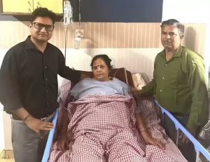 Ινδία: Την θεωρούσαν νεκρή, αλλά… «ζωντάνεψε» όταν το ασθενοφόρο που τη μετέφερε, έπεσε σε λακκούβα