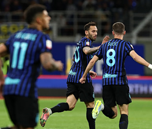 Ίντερ – Κόμο 3-2: Επική ανατροπή στο φινάλε και πρόκριση στον τελικό του Κυπέλλου Ιταλίας