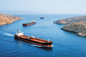 Γεωπολιτικός «μοχλός» διαπραγμάτευσης τα  Στενά του Ορμούζ για ΗΠΑ και Ιράν – Σε κρίση η ναυσιπλοΐα