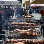 Καιρός: Μικρή άνοδος θερμοκρασίας και ήλιος την Κυριακή του Πάσχα – Πού θα γίνει ψήσιμο του οβελία με βροχή