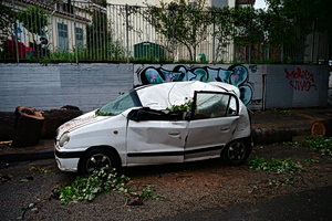 Κακοκαιρία Erminio: Συνεχίζονται και σήμερα οι ισχυρές καταιγίδες και άνεμοι – Σε ύψιστη επιφυλακή 11 περιοχές