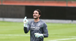 Μάστερ των πέναλτι στην Ελβετία: Ο Καπίνο έχει ποσοστό 50% στις αποκρούσεις