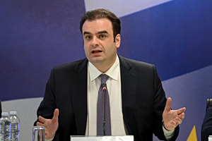 Κυριάκος Πιερρακάκης: Νέα μέτρα στήριξης φέρνει το υπερπλεόνασμα του 2025