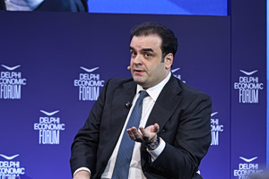 «Για να βοηθάει τη χώρα»