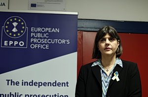 Περιμένοντας ξανά τη Λάουρα Κοβέσι