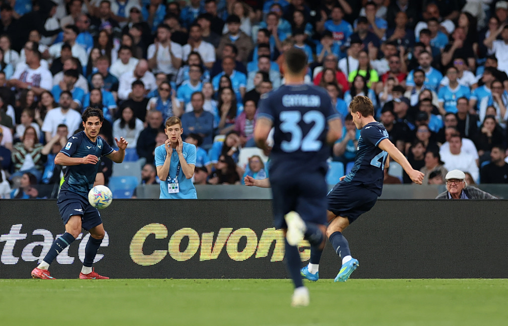 Serie A: Η Λάτσιο νίκησε την Νάπολι με 2-0 στο «Ντιέγκο Μαραντόνα» και πλέον η Ίντερ είναι αγκαλιά με τον τίτλο