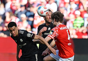 Bundesliga: Απίθανη ανατροπή της Μπάγερν σε ματς-ροντέο, «ζόρια» για Σάλιακα και Κουλιεράκη στη μάχη της παραμονής