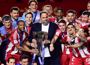 Οι ευχές του Βαγγέλη Μαρινάκη και του Ολυμπιακού για Καλό Πάσχα