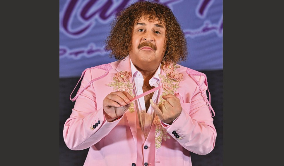 «Markos by Night» – Μάρκος Σεφερλής, «Ακυβέρνητο καράβι η πατρίδα μας», απόψε στις 22:00