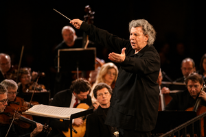 Ο Μίκης του αντιδικτατορικού αγώνα