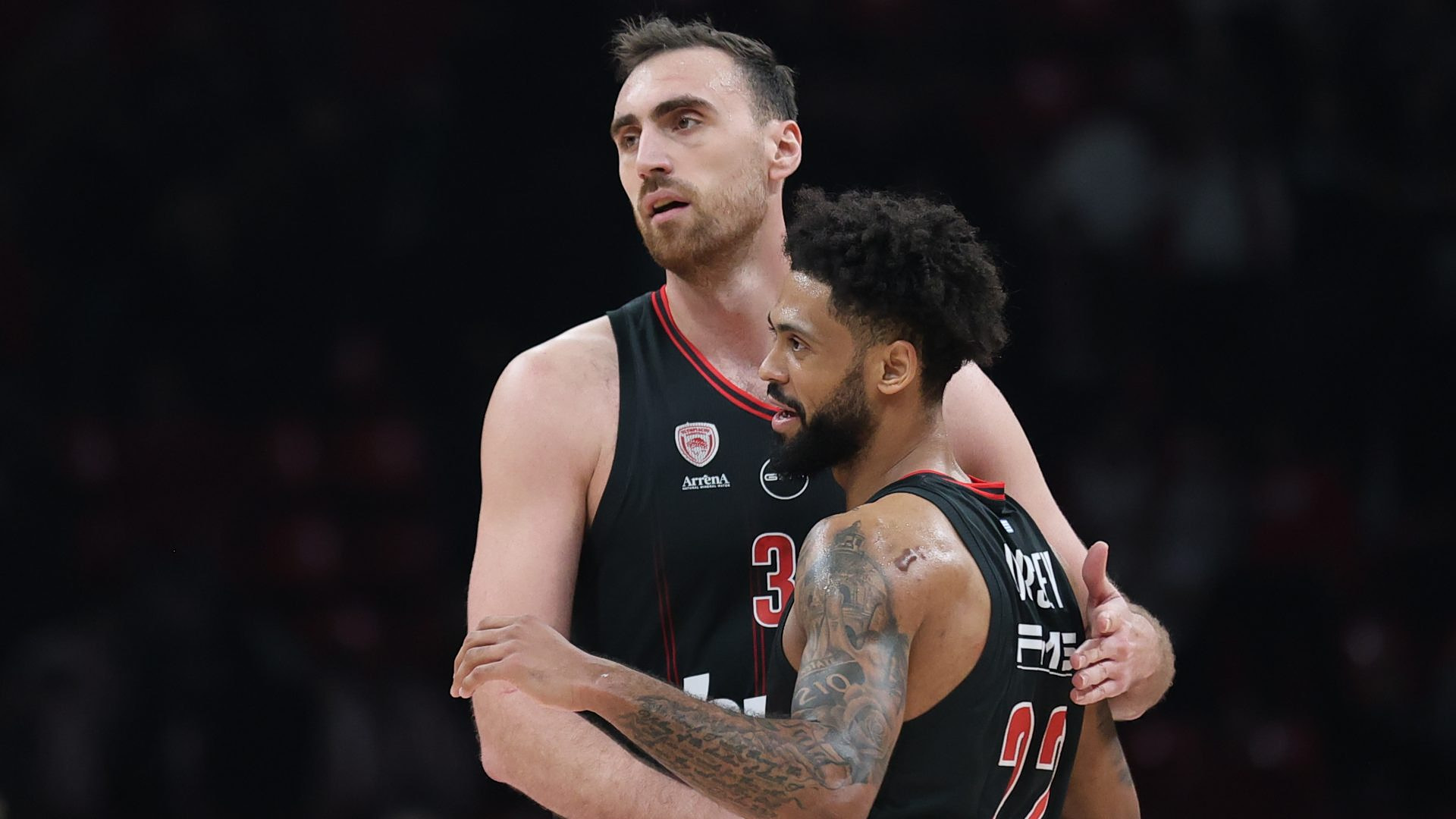 &Omicron; &pi;&rho;ώ&eta;&nu; &alpha;&theta;&lambda;&eta;&tau;&iota;&kappa;ό&sigmaf; &delta;&iota;&epsilon;&upsilon;&theta;&upsilon;&nu;&tau;ή&sigmaf; &tau;&eta;&sigmaf; &Alpha;&rho;&mu;ά&nu;&iota; &alpha;&pi;&omicron;&kappa;ά&lambda;&upsilon;&psi;&epsilon;: &laquo;&Epsilon;ί&chi;&alpha;&mu;&epsilon; &sigma;&upsilon;&mu;&phi;&omega;&nu;ή&sigma;&epsilon;&iota; &mu;&epsilon; &Nu;&tau;ό&rho;&sigma;&epsilon;ϊ &kappa;&alpha;&iota; &Mu;&iota;&lambda;&omicron;&upsilon;&tau;ί&nu;&omicron;&phi;!&raquo;