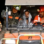 Μεταλλωρύχος στο Μεξικό επέζησε 14 μέρες παγιδευμένος σε πλημμυρισμένη σήραγγα – Βίντεο από τη διάσωση