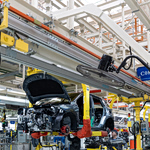 Tο Πεντάγωνο «στρατολογεί» τις αυτοκινητοβιομηχανίες για παραγωγή όπλων