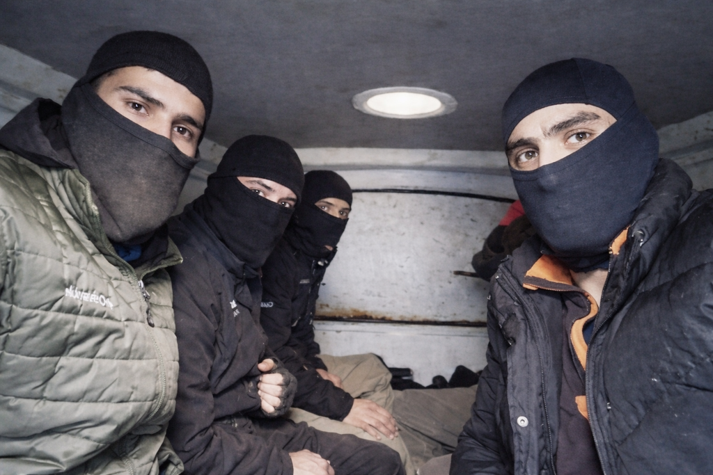 BBC: Η Ελλάδα στρατολογεί «μισθοφόρους» για επαναπροωθήσεις μεταναστών – Τι απαντά το υπ. Προστασίας του Πολίτη