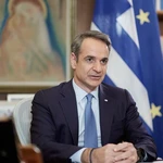 «Ξαναζεσταμένος» διπολισμός – Οι δύο ευκαιρίες και οι δύο παγίδες για τον Μητσοτάκη