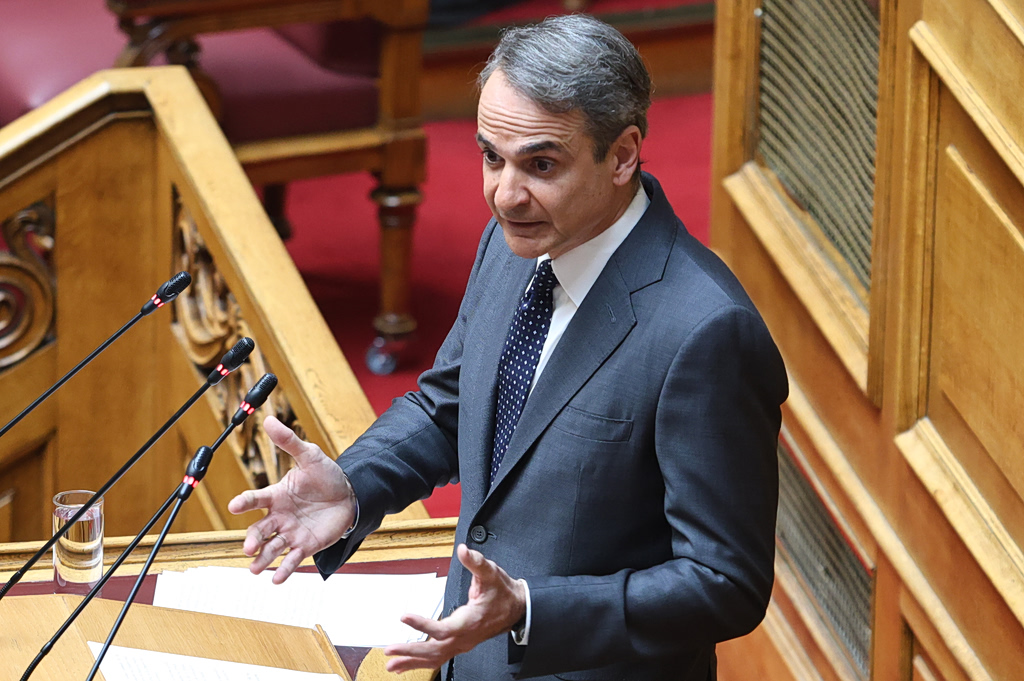 Live η μάχη στη Βουλή για το Κράτος Δικαίου – Στο βήμα ο Κυριάκος Μητσοτάκης