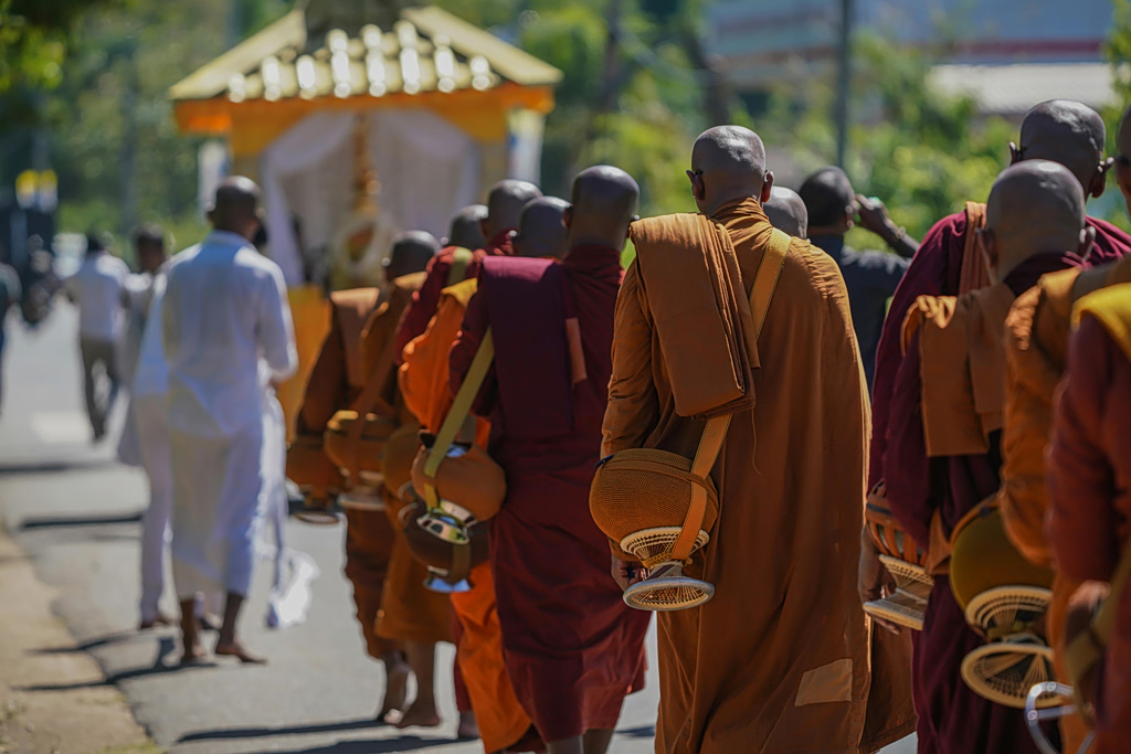 Από τον διαλογισμό… στη σύλληψη: Μοναχοί μπλεγμένοι σε κύκλωμα ναρκωτικών