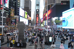 Αυξάνεται ο αριθμός των αμερικανών που αντιτίθενται στον πόλεμο στο Ιράν σύμφωνα με νέα δημοσκόπηση