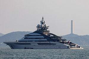 Ποιο είναι το ρωσικό υπερπολυτελές γιοτ που διέσχισε τα Στενά του Ορμούζ – Μήκους 142 μέτρων και αξίας 500 εκατ. δολαρίων
