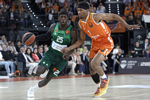 Βαλένθια – Παναθηναϊκός: Ασταμάτητος ο Ναν στην πρώτη περίοδο: Σκόραρε 14 πόντους, με όλους τους τρόπους (vid)