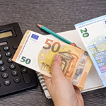 Έρχεται «χρυσό» πακέτο πληρωμών 1,3 δισ. ευρώ – Ποιοι βλέπουν λεφτά στους λογαριασμούς τους