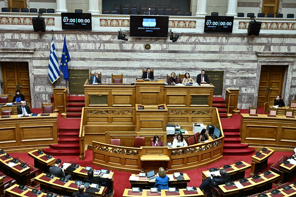 ΟΠΕΚΕΠΕ: Έφτασε στη Βουλή η δικογραφία για Χατζηβασιλείου και Αθανασίου