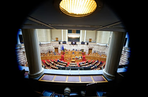 Στο μικροσκόπιο των διεθνών ΜΜΕ το σκάνδαλο ΟΠΕΚΕΠΕ – Τι γράφουν Bloomberg, Reuters και Politico