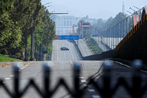ΗΠΑ – Ιράν: Στον άερα οι άμεσες συνομιλίες – «Ψάχνουν τρόπο να βγουν από τον πόλεμο» λέει η Τεχεράνη