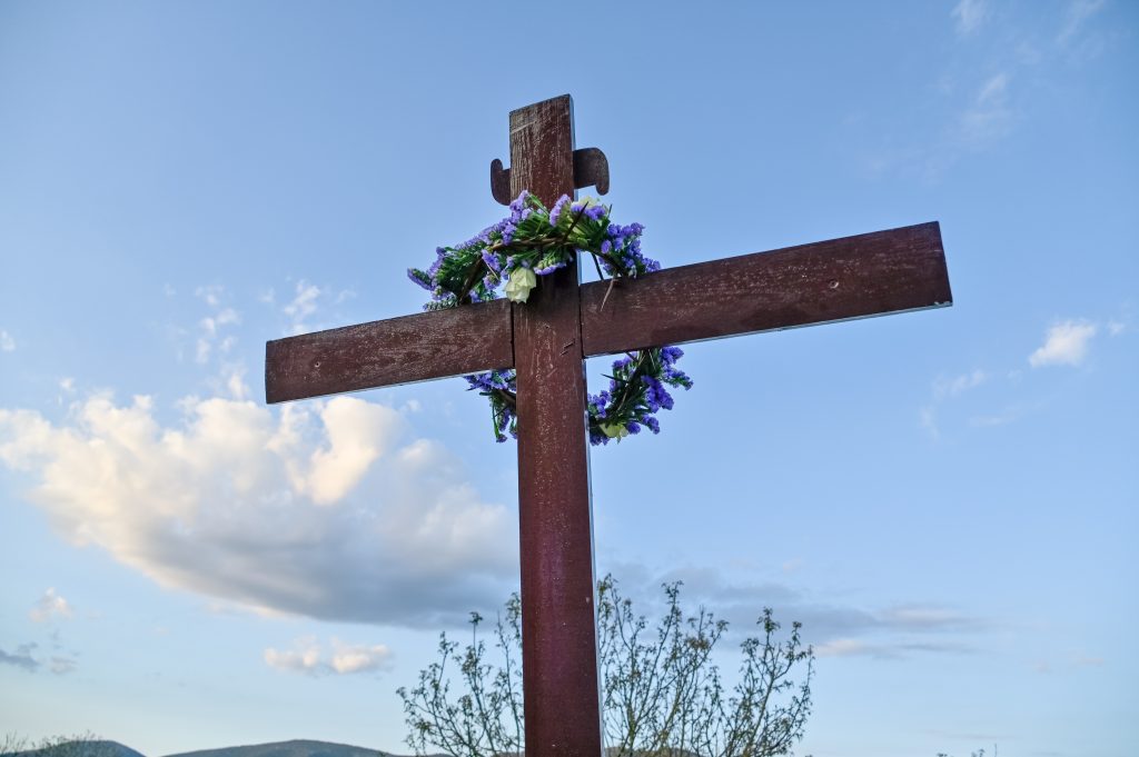 Καιρός: Με άστατο καιρό και λίγες βροχές η Ανάσταση – Λιακάδα τη Κυριακή του Πάσχα