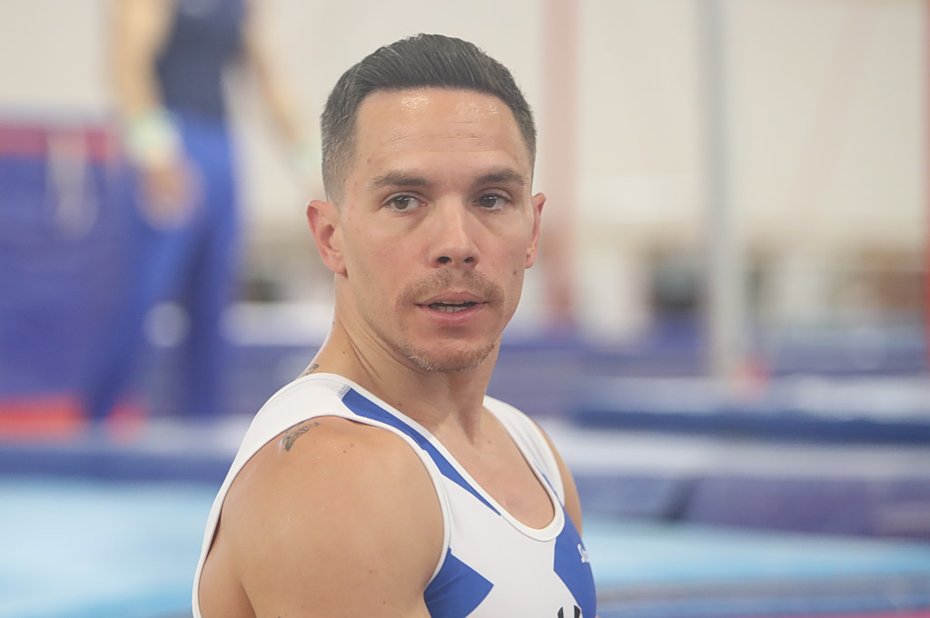 Οι κόρες του Πετρούνια αγωνιούν μαζί με τον Λευτέρη (vid)