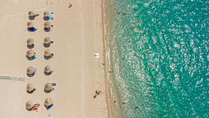 Θέλετε δωρεάν διακοπές; Εκδόθηκε το ΦΕΚ για τον κοινωνικό τουρισμό – Όλα όσα πρέπει να γνωρίζετε