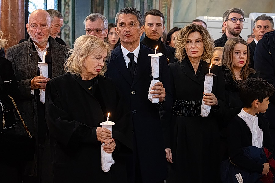 Οικογένεια Λουτσέσκου: «Δεν ήμασταν μόνοι, σας ευγνωμονούμε»