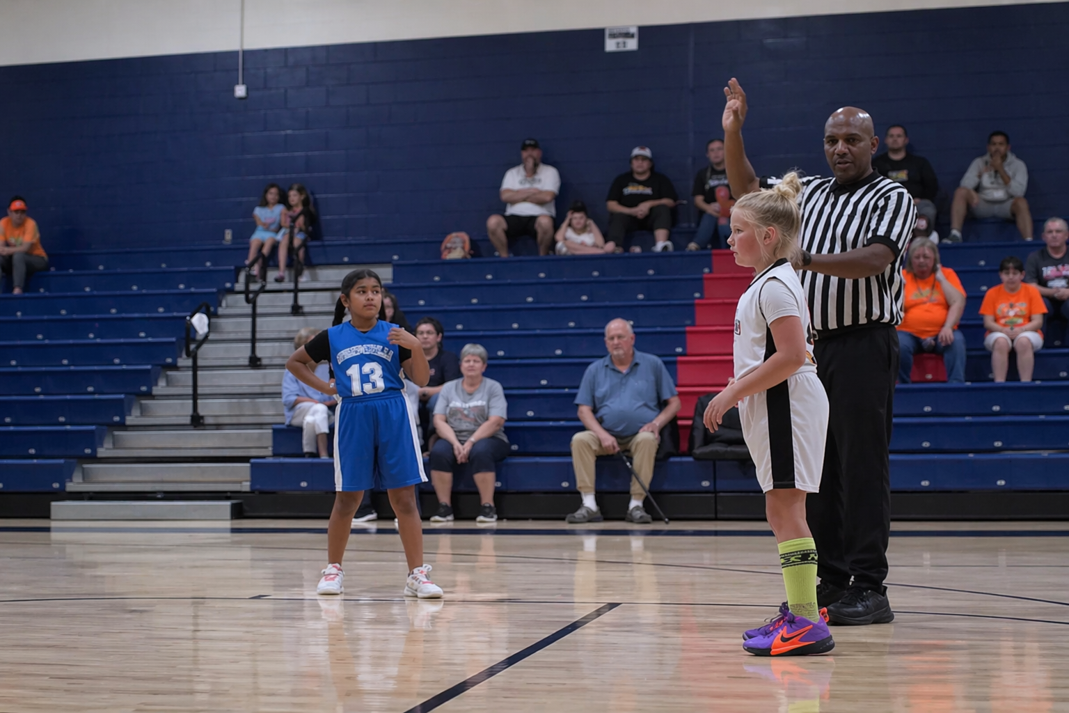 &Delta;&iota;&alpha;&iota;&tau;&eta;&tau;ή&sigmaf; &sigma;&epsilon; &rho;ό&lambda;&omicron; &pi;&rho;&omicron;&pi;&omicron;&nu;&eta;&tau;ή, &delta;&epsilon;ί&chi;&nu;&epsilon;&iota; &sigma;&epsilon; &mu;&iota;&kappa;&rho;ό &kappa;&omicron;&rho;ί&tau;&sigma;&iota; &pi;ώ&sigmaf; &nu;&alpha; &epsilon;&kappa;&tau;&epsilon;&lambda;&epsilon;ί &mu;ί&alpha; &beta;&omicron;&lambda;ή (vid)