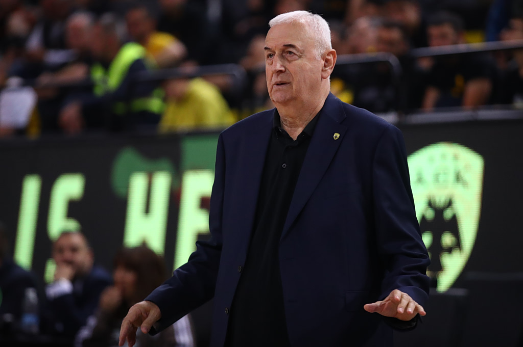 Σάκοτα: «Δεν έχω ξαναδεί αυτό που έγινε στο ημίχρονο»