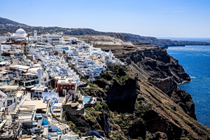 Η Αγία Ειρήνη γίνεται επίσημα Πολιούχος της Σαντορίνης