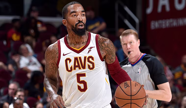 Πρώην παίκτης του NBA ξανακάθεται στα θρανία και παίρνει πτυχίο στα 40 του