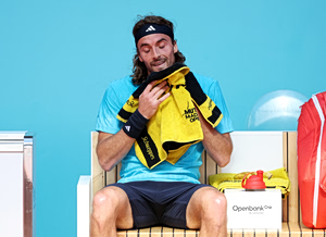 Οι γονείς του Στέφανου Τσιτσιπά τον προπονούν σε… διπλοβάρδια (vid)