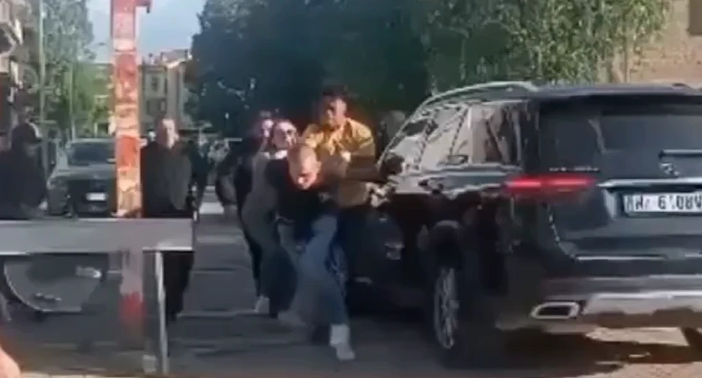 Ποδοσφαιριστής στην Ιταλία έριξε μπουνιές σε οπαδό μετά από παιχνίδι της Μίλαν (vid)