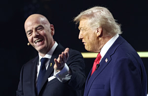 FIFA: Σκέψεις να ζητήσει από τον Τραμπ την παύση των επιδρομών του ICE κατά τη διάρκεια του Μουντιάλ 2026