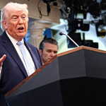 WSJ: Η Ελλάδα στις χώρες του ΝΑΤΟ που θα ανταμείψει ο Τραμπ – Ποιες θα υποστούν κυρώσεις