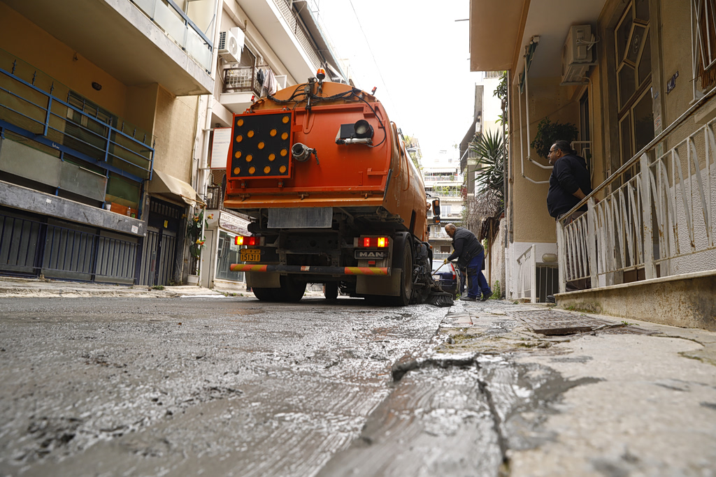 Κυψέλη: Λύθηκε το μυστήριο με το υλικό που πλημμύρισε τους δρόμους – Τι συνέβη