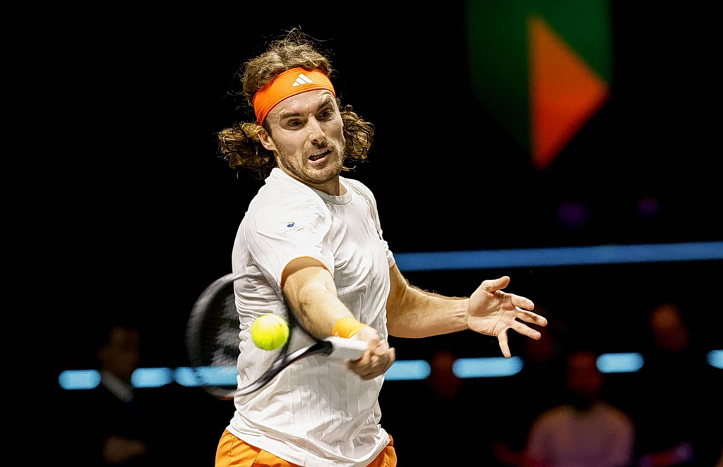 Ελεύθερη πτώση του Τσιτσιπά στην κατάταξη της ATP – Στη χαμηλότερη θέση από το 2018