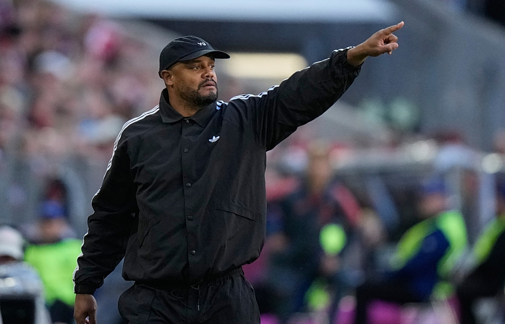 Κομπανί: «Αν δεν νιώθει καλά κάποιος στη ρεβάνς, ας δώσει το εισιτήριό του – Χρειαζόμαστε την υποστήριξη 75.000 ανθρώπων»